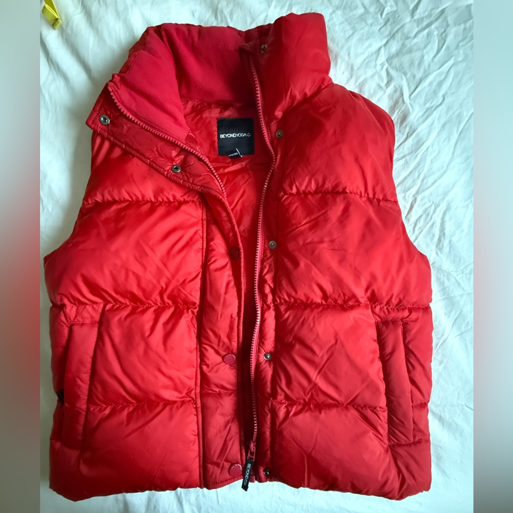 Red Puffer Vest Women’s Beyond Yoga